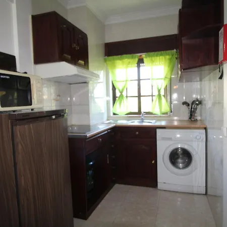 Apartamentosolpraia - Vilarosa Portimao Room photo
